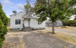 827 Aiken Ave, Buhl, ID 83316