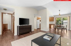 219 E MISSION Dr, Newberg, OR 97132