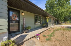 1119 Terrace Drive, Aurora, MO 65605