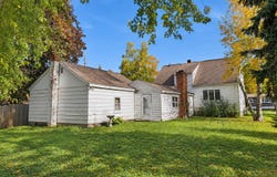 1009 GRAND Street, OSHKOSH, WI 54901