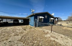 2700 SW 3rd St, Plainview, TX 79072