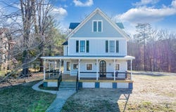 154 Mitchell Dr, New Castle, VA 24127