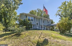 1015 FLOYD Avenue, WALDORF, MD 20602