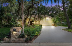 2770 BUCKHORN OAKS Drive, VALRICO, FL 33594