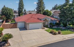 1275 Chennault Avenue, Clovis, CA 93611
