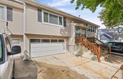 1414 E Mart-Way Circle, Olathe, KS 66061