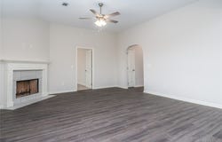 2425 Landing Loop, Deatsville, AL 36022