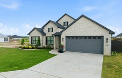 1321 Tahonta Drive, Hewitt, TX 76643