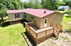 3368 BEECH GROVE Rd, Haleyville, AL 35565