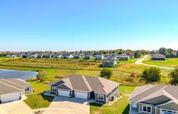 2367 N 10th Avenue E, Newton, IA 50208