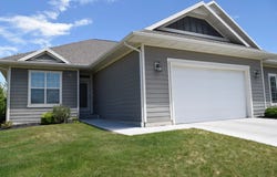 601 E GLENPOINT Ct, Stansbury Park, UT 84074