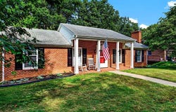 1215 PINEHURST RD, STAUNTON, VA 24401
