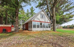1556 E James Street, White Cloud, MI 49349