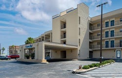 1021 Water Street, ROCKPORT, TX 78382