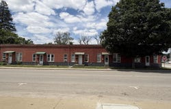209 S Central Avenue, Casey, IL 62420