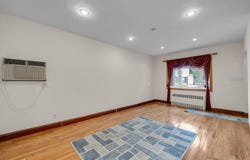 13835 64th Avenue, Flushing, NY 11367