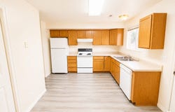 1100 E 1525 S, Clearfield, UT 84015