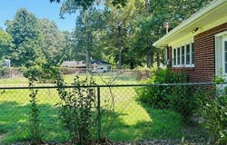 208 Oakdale, CAMDEN, TN 38320