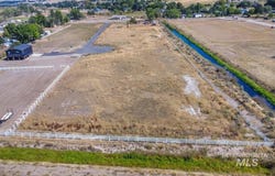 405 Saddle Ln, Emmett, ID 83617