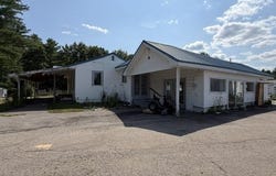 62 Milton Road, Rochester, NH 03868