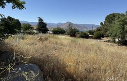 Laurel St, Wofford Heights, CA 93285