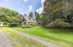 28 PUDDING HILL LN, East Hampton, NY 11937