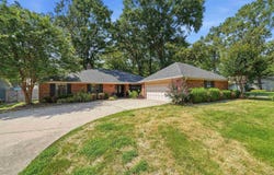 7 WOODBRIDGE Drive, Conway, AR 72034