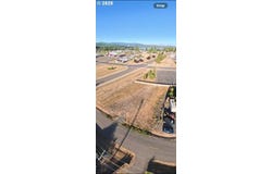 Hyland Dr, Lowell, OR 97452