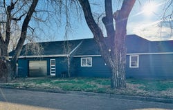 402 1st Ave SE, Scranton, ND 58653
