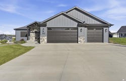 3911 Travers Circle, Manhattan, KS 66503
