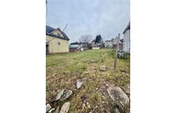36 Schoonmaker Ave, Monessen, PA 15062