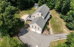 5 Grace Dr, Hudson, NH 03051