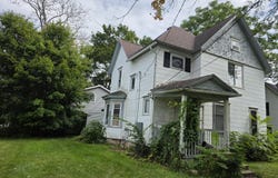 943 Chittock Avenue, Jackson, MI 49203