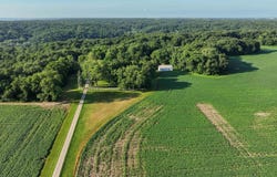 SINGING WOODS Road, Edelstein, IL 61526