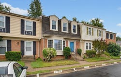 9904 LONGFORD Court, VIENNA, VA 22181