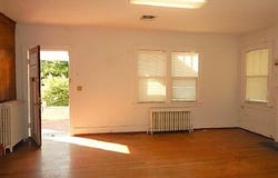 2505 N AUGUSTA ST, STAUNTON, VA 24401