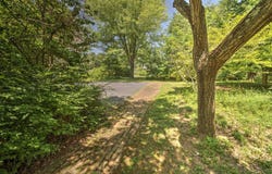 1667 LAUREL HILL RD, VERONA, VA 24482