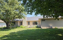 133 Manor Hill Drive, Chatham, IL 62629
