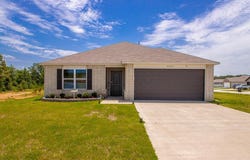 8001 White Spruce Trail, Bauxite, AR 72011