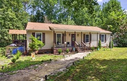 6673 Magnolia Dr, Gloucester, VA 23061
