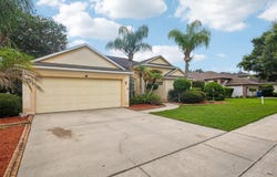 2302 TOWERING OAKS Circle, SEFFNER, FL 33584