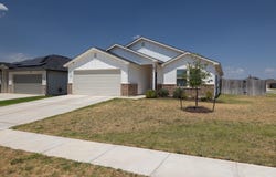 129 Maybelline Rd, Jarrell, TX 76537