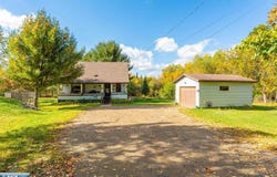 34 N Klondike Dr, Ely, MN 55731