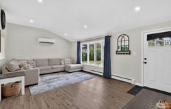 368 Randall Road, Ridge, NY 11961