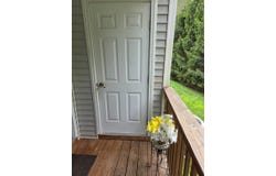 49 Aveonis Ct, Fishkill, NY 12524