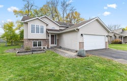 205 Carissa Lane SW, Saint Michael, MN 55376
