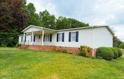 3137 Ivanhoe Road, Fries, VA 24330