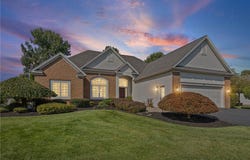 516 E Moreno Dr, Rochester, NY 14626