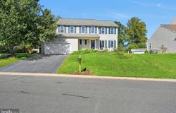 85 VILLAGE SPRING Lane, REINHOLDS, PA 17569