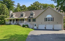 33 Wheeler Rd, Bolton, MA 01740